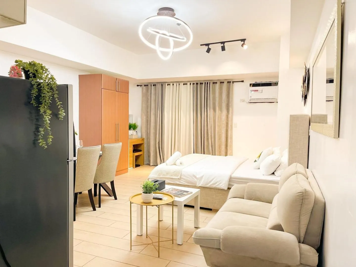 Elegant Venice Condo Mckinley Hill Bgc #Vlrtc5I Manila